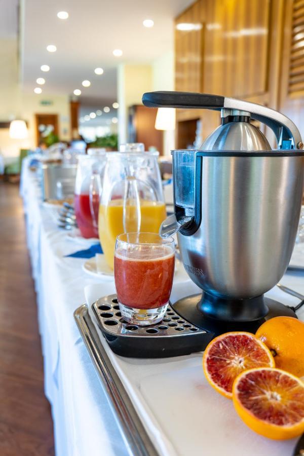 Golf Hotel La Pinetina อัพพิอาโน เจนติเล ภายนอก รูปภาพ