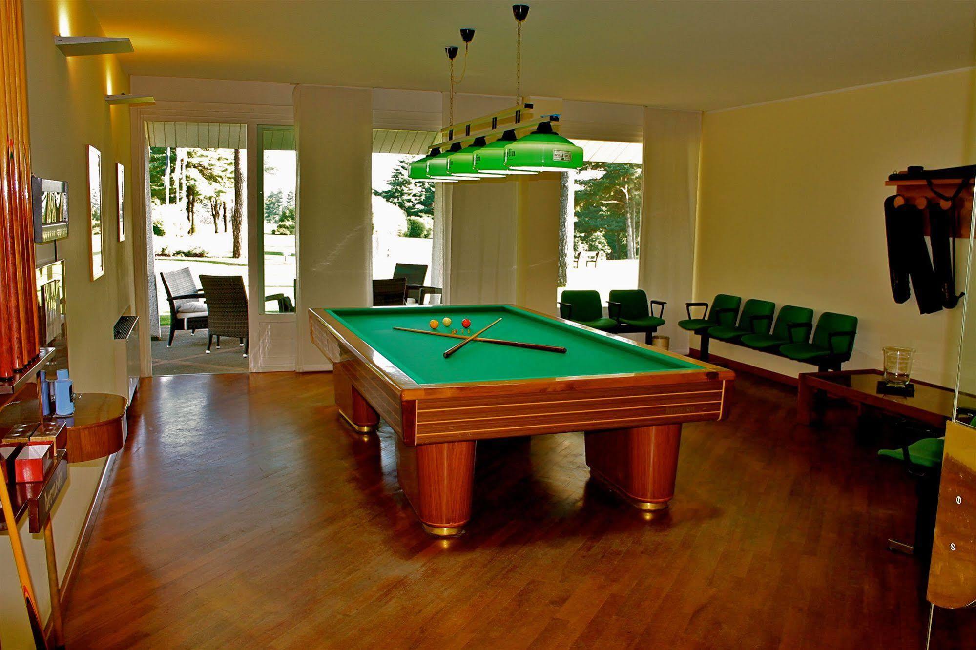 Golf Hotel La Pinetina อัพพิอาโน เจนติเล ภายนอก รูปภาพ